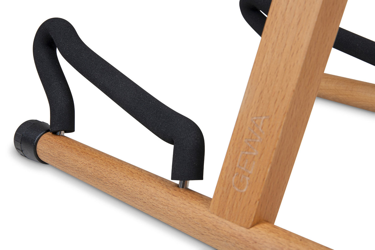 GEWA Gitarrer-stativ i trä - natur (GS-60N)