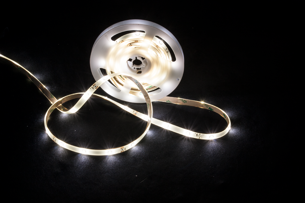 Party Light & Sound LED Strip (vit, 3m)