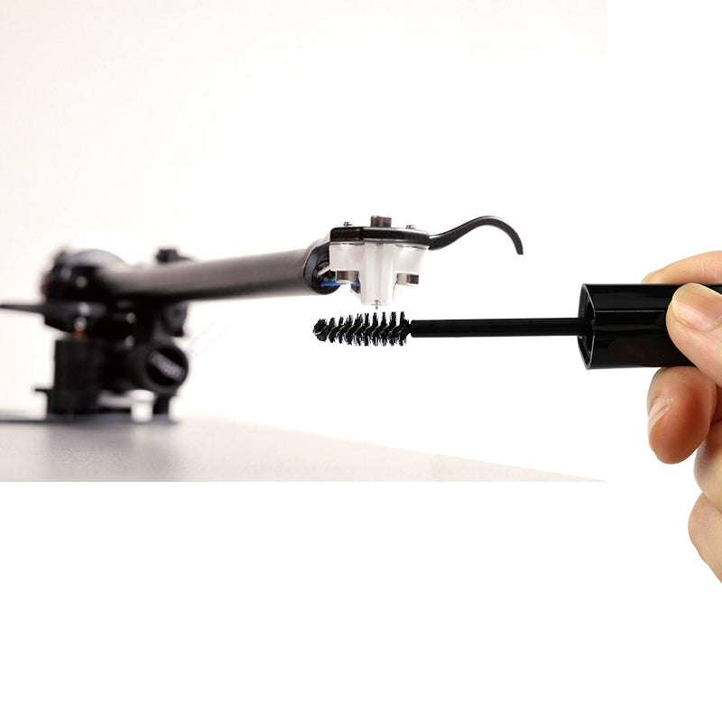 Rengöringssats för vinylskivor med 5-i-1 pickupborste.