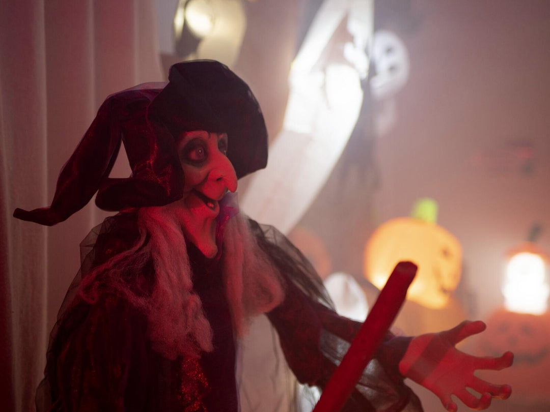 Halloween heks med kost, animeret, 175 cm