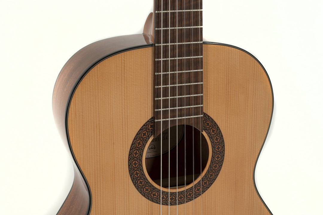 GEWA klassisk gitarr Pro Arte GC 100 A - 7/8-storlek