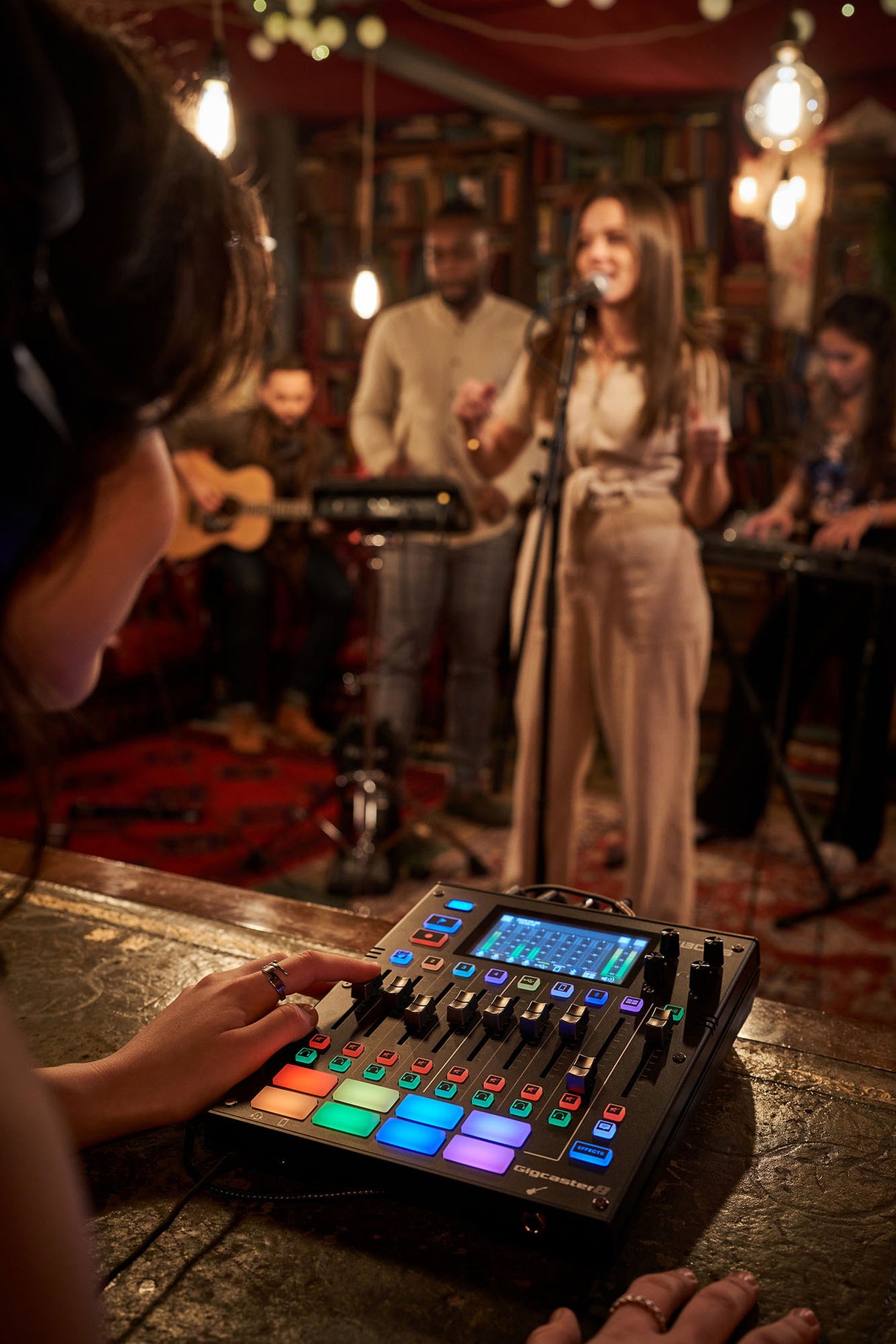 Boss Gigcaster 8 Streaming Mixer