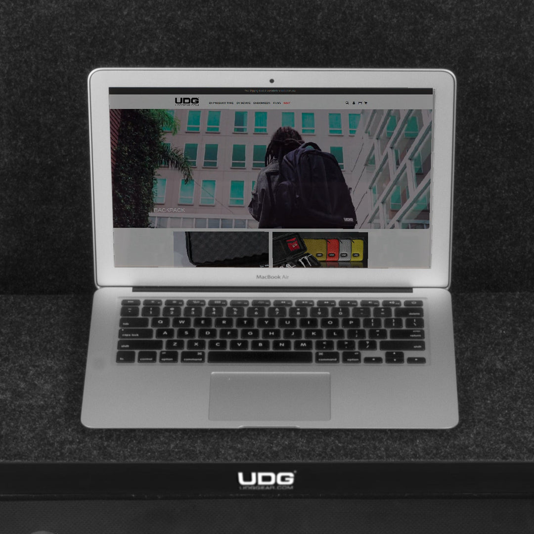 UDG Ultimate Flight Case Set Pioneer CDJ-3000/900NXS2 Svart Plus (L&W)