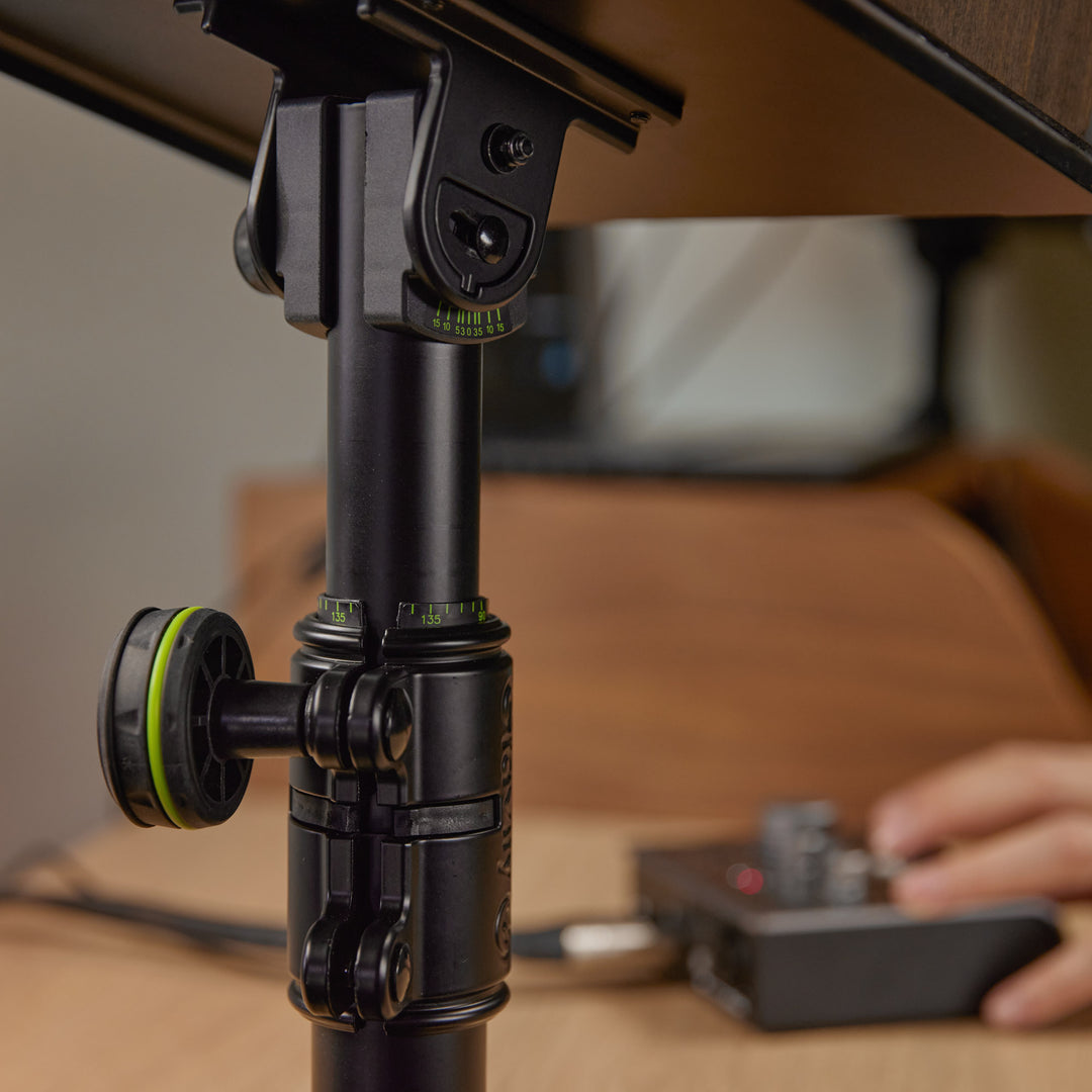 Gravity SP 3102 TM - Flexibelt studie-monitorstativ med bordklemme