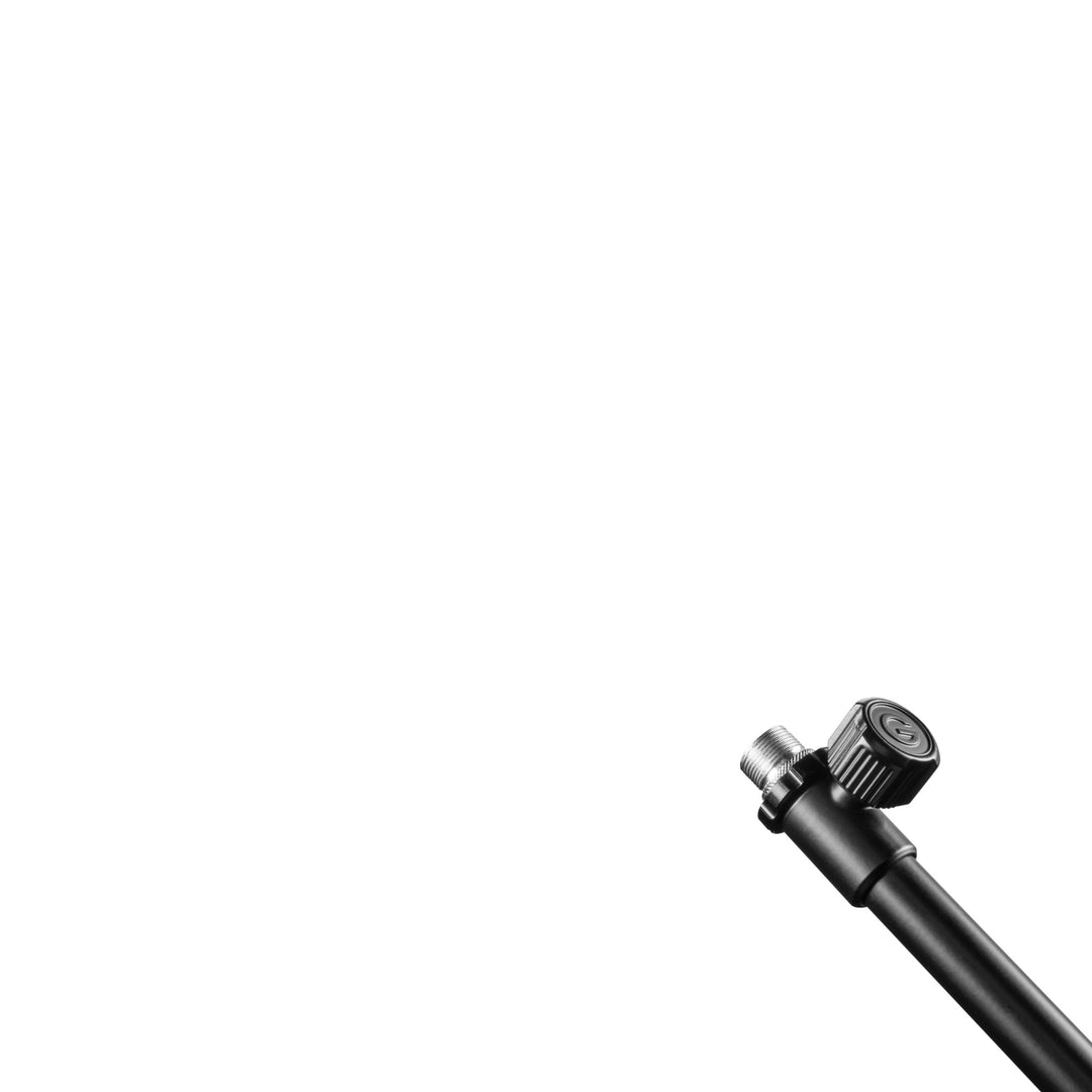 Gravity TMS 2222 - Kort turnéserie-mikrofonstativ med rund bas och teleskopbom med 2-punktsjustering