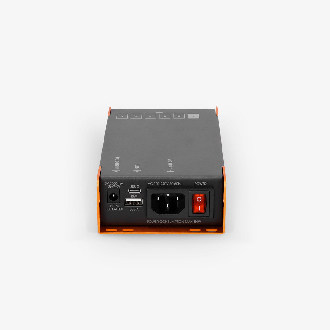 Palmer PWT 06 IEC - Universellt nätaggregat för pedalboard med USB