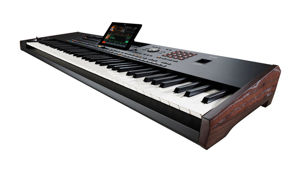 Korg PA5X-76 Keyboard (svart)