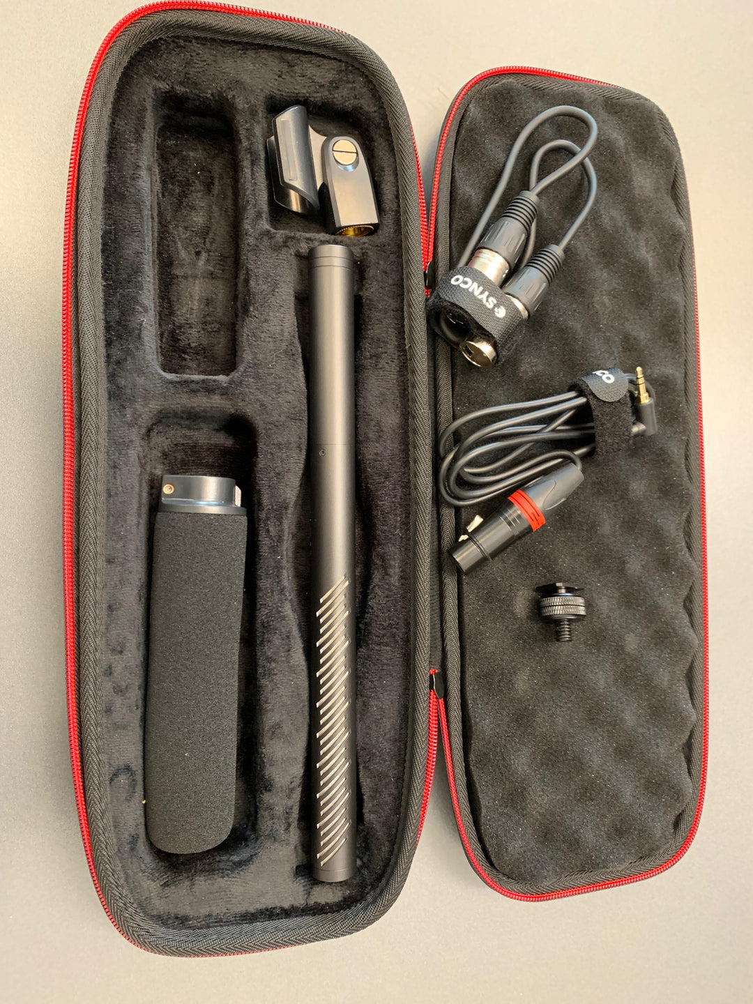 Synco D1 Broadcast shotgun-mikrofon för 48 Volt eller AA-batteri
