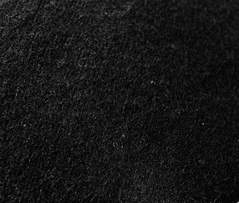 Molton, svart, 1 x 3 m, 300 g. (metervara)