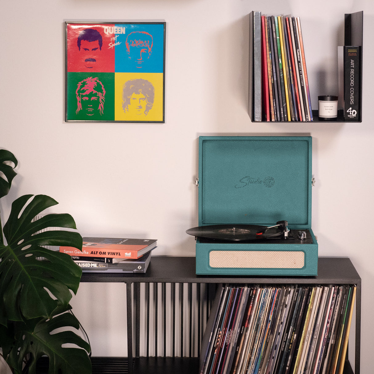 Studio 57 Groovy skivspelare med LP-ställ (Ivy)