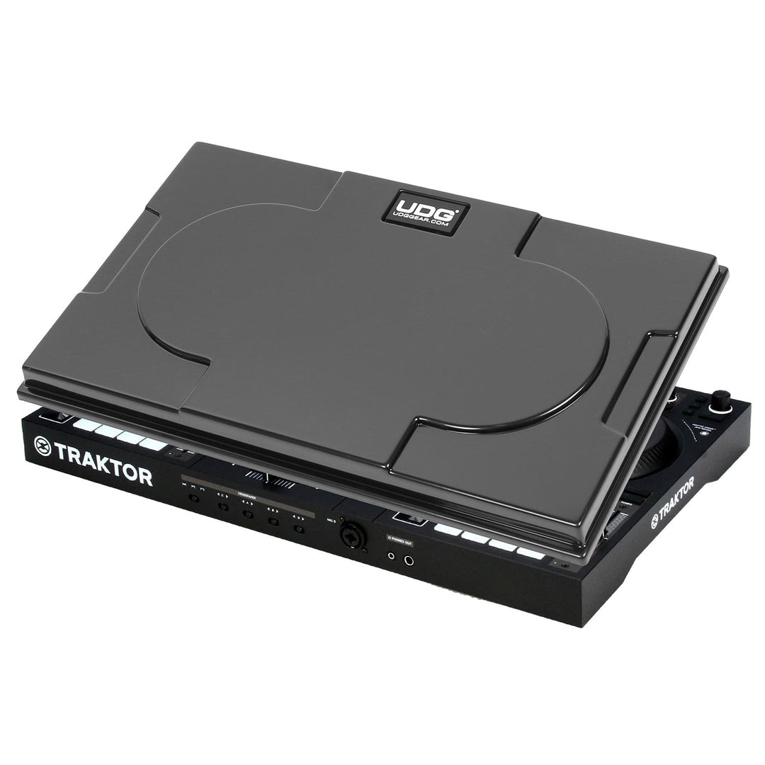 UDG Ultimate NI Traktor Kontrol S4 MK3 Utrustnings cover Svart