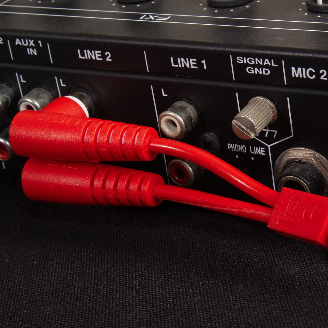 UDG Ultimate audio Kabel set RCA Rak-RCA Vinklad Röd 3m