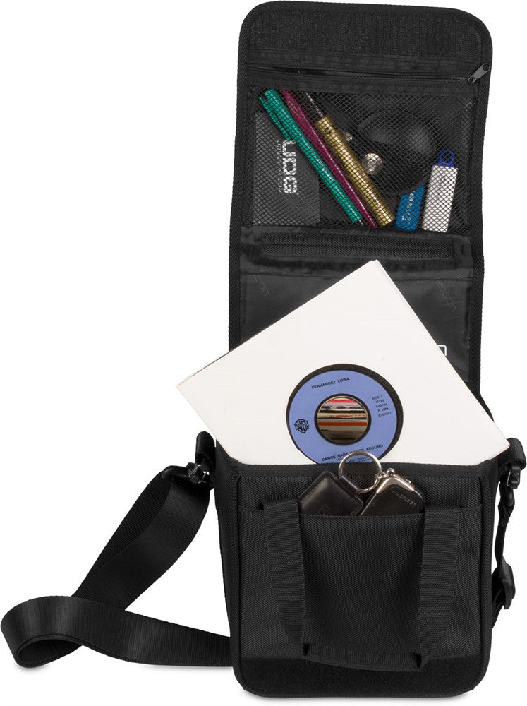 UDG Ultimate 7'' SlingBag 60 Svart