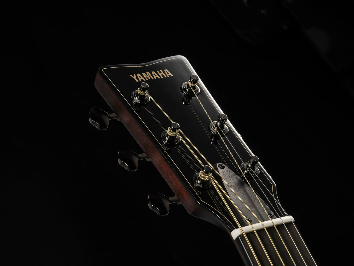 Yamaha FG 9M Western gitarr (naturlig)