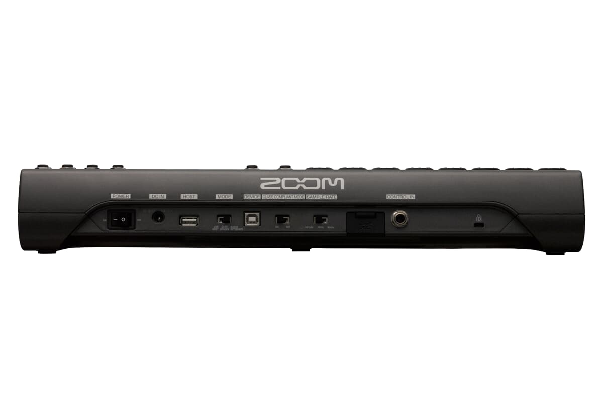 Zoom LiveTrak L-12 digital mixer