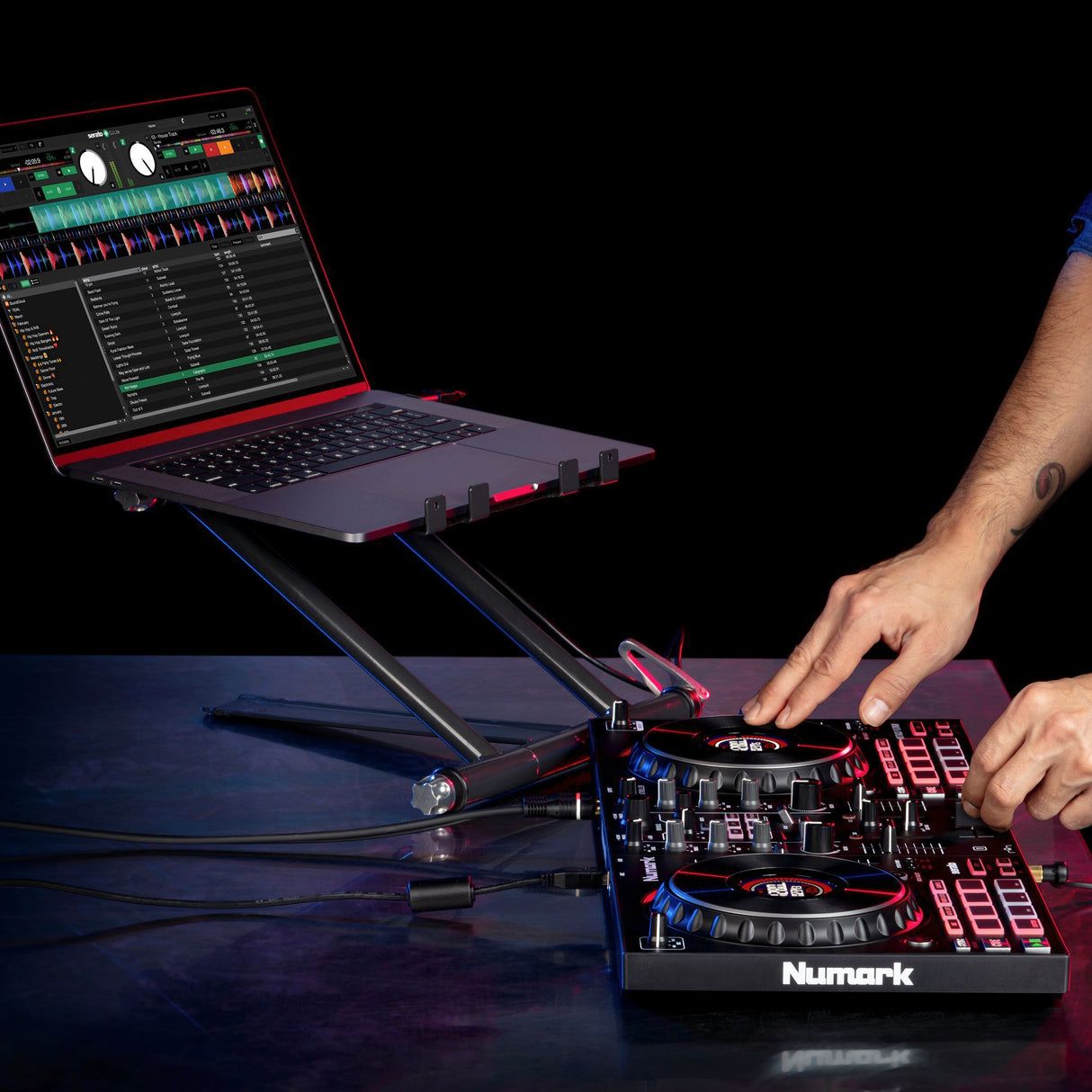 Numark Mixtrack-Platinum-Fx DJ -Controller
