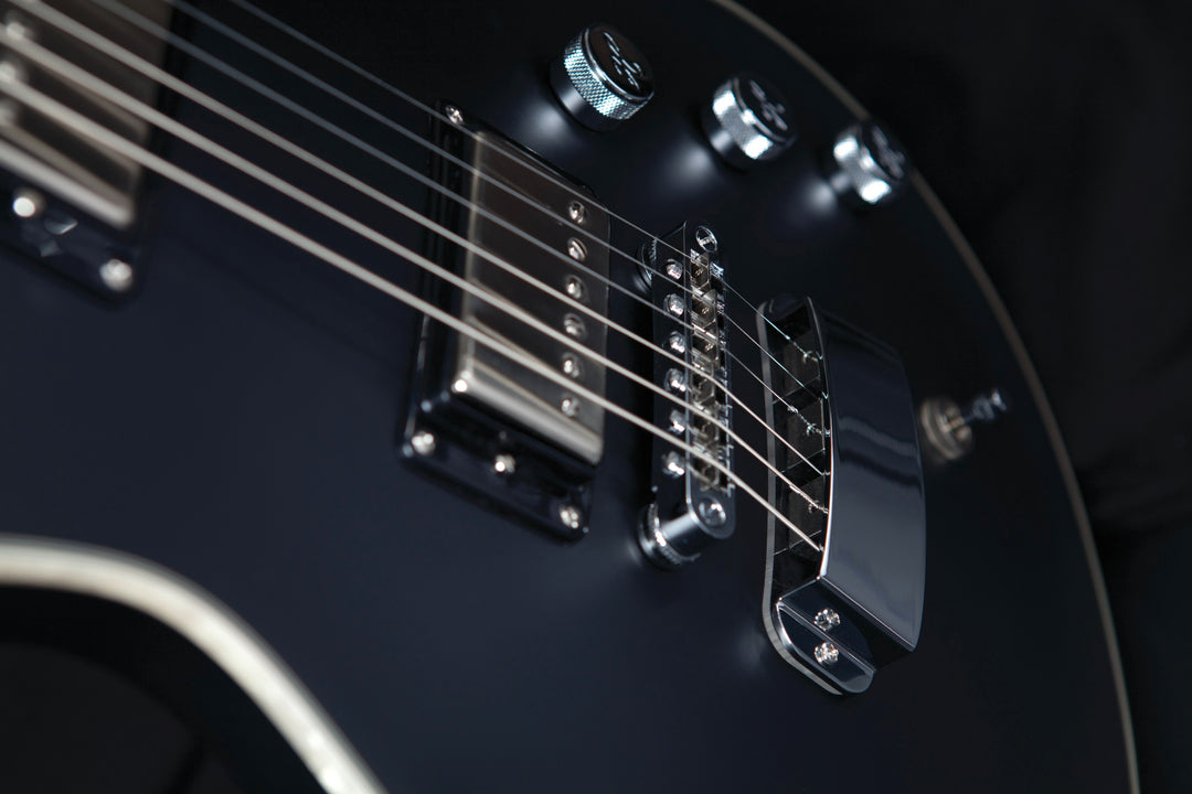 Hagstrom UltraMax elgitarr ( Satin Black)