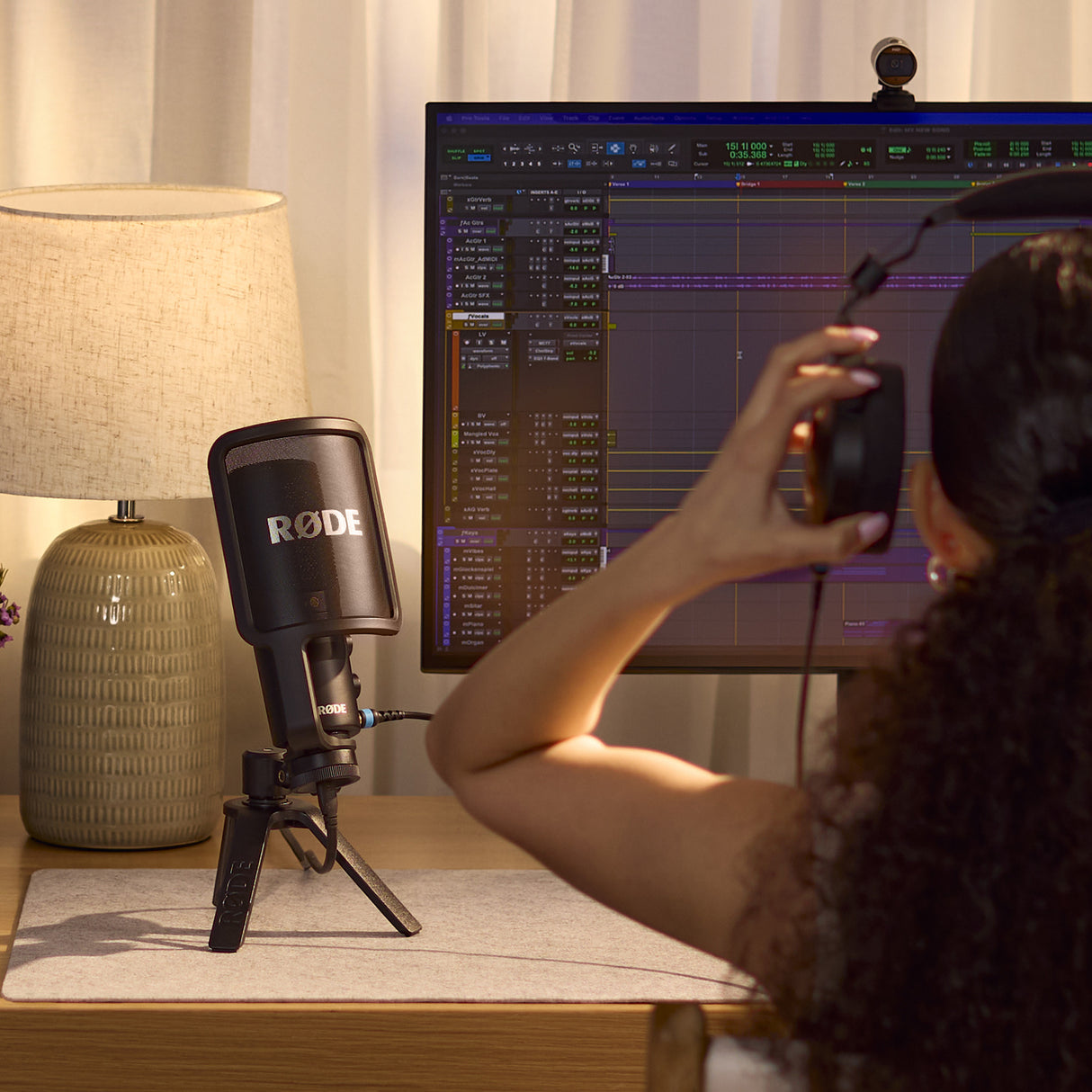 RØDE NT-USB+ USB-mikrofon (svart)