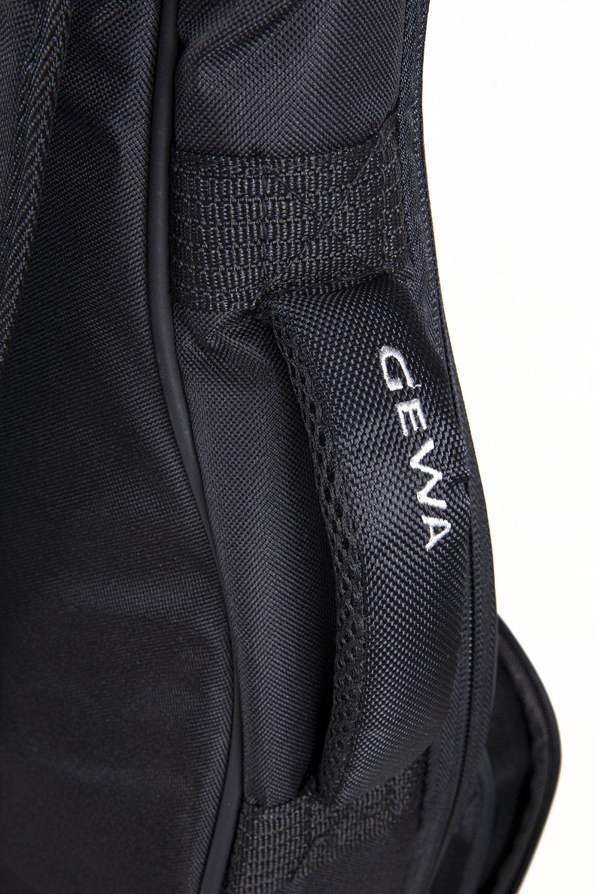 GEWA Gitarrer gigbag Premium 20 - elbas svart
