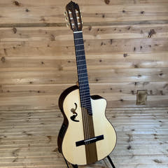 Manuel Rodriguez Signature Legacy Maestro Gitarrer Café Olé Cutaway - Café Olé (Cutaway)