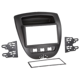 2-DIN ram för Aygo, C1 och Peugeot 107 2004-2014