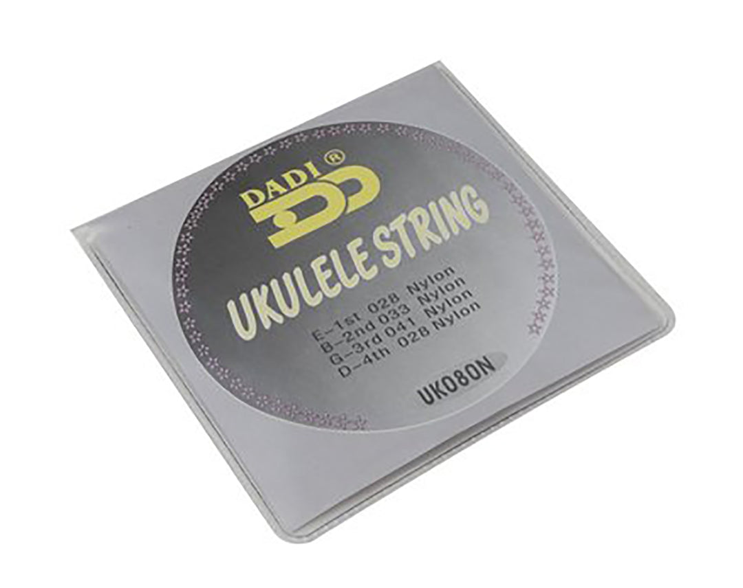 Ukulele strängset (028-041) 