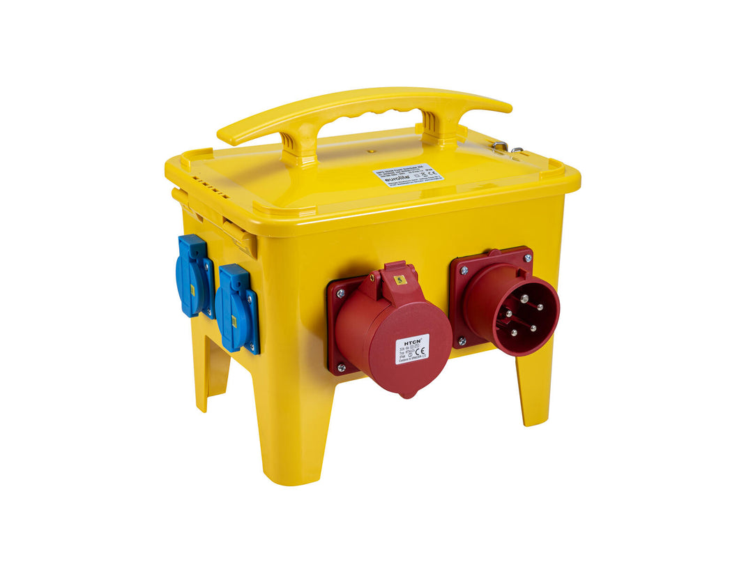 EUROLITE SBPO-3240B strömfördelare