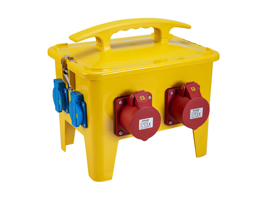 EUROLITE SBPO-3240B strömfördelare