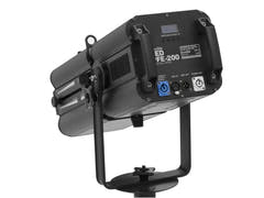 EUROLITE LED PFE-200 3000K profilstrålkastare