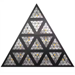 LIGHT4ME TRIANGIS LED ljuseffekt 64x2W RGBA axel