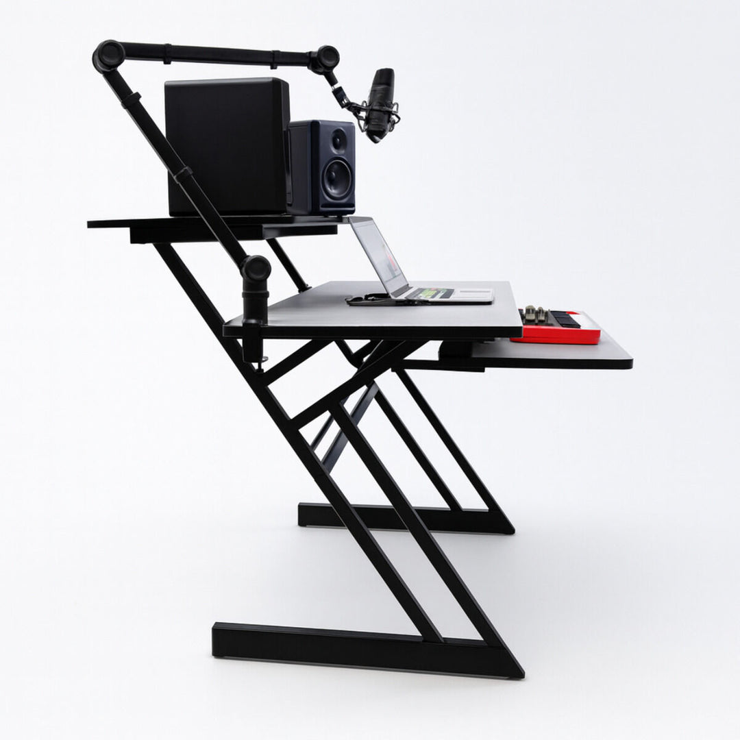Skrivbord med hyllor och utdrag för keyboard (120 cm)