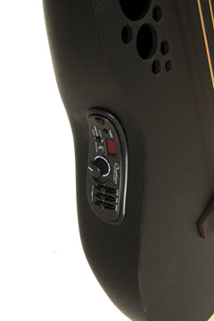 Ovation E-akustisk bas Elite TX Mid Cutaway - Svart strukturerad (B778TX-5-G)
