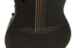 Ovation E-Acoustic Gitarrer Elite TX Deep Contour Cutaway 12-strängad - Svart texturerad (2058TX-5-G)