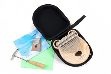 GEWA kalimba PG-KL-OP med 17 tangenter i ek, med pickup