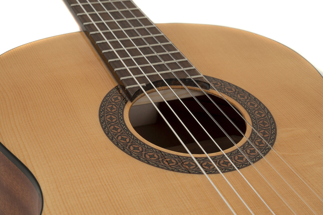 GEWA klassisk Gitarrer Pro Arte GC 130 A - storlek 4/4