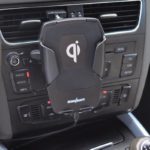 MINIBATT Mobiltelefonhållare för bilen med trådlös laddare