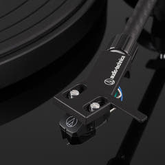 Audio Technica AT-LPW50PB skivspelare (svart)