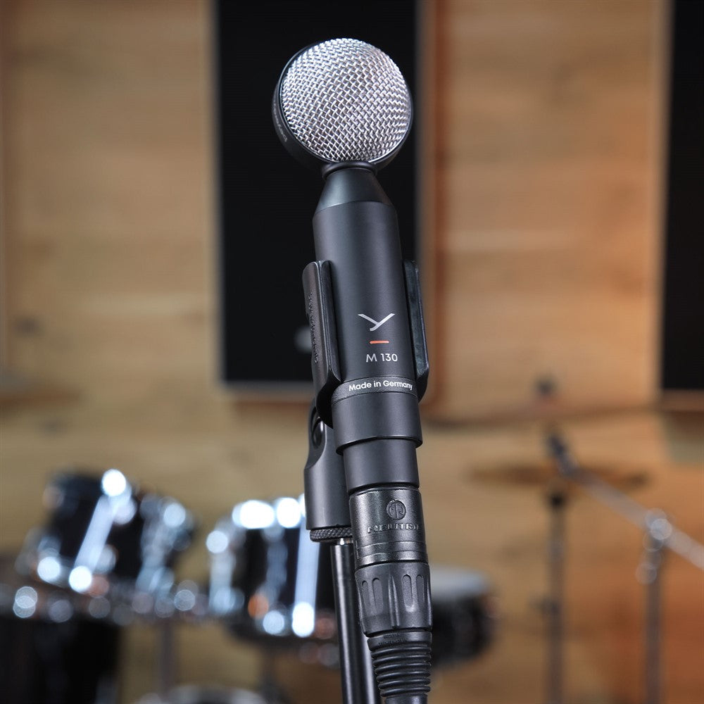 Beyerdynamic M 130