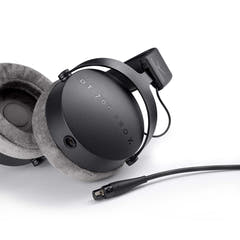 Beyerdynamic DT 700 PRO X Studio-hörlurar (svarta)