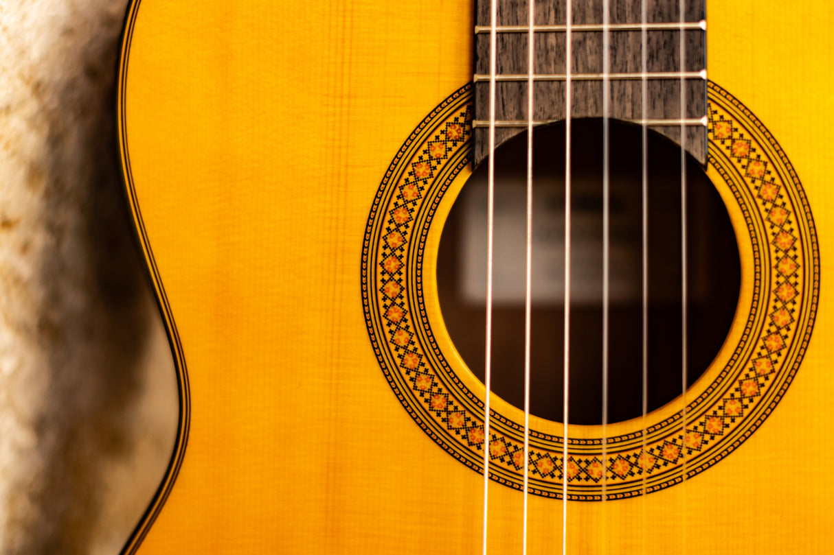 Yamaha CGX122MS Klassisk spansk gitarr (Spruce Natural)