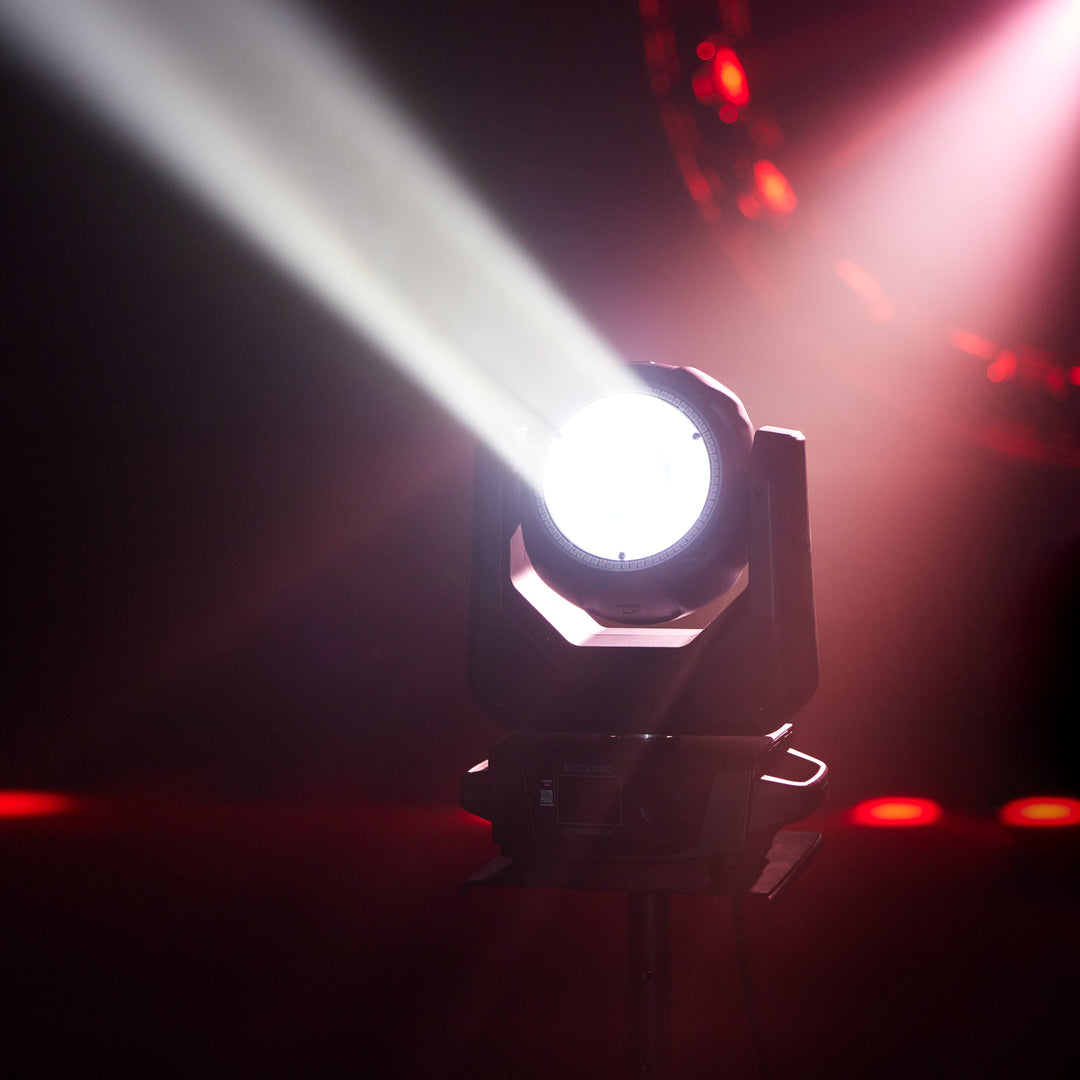 Cameo MOVO BEAM 200 - Beam moving head med obegränsad rotation och LED-ring