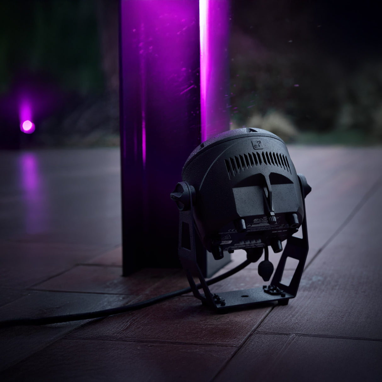 Cameo ROOT® PAR IP – LED-utomhusspotlight