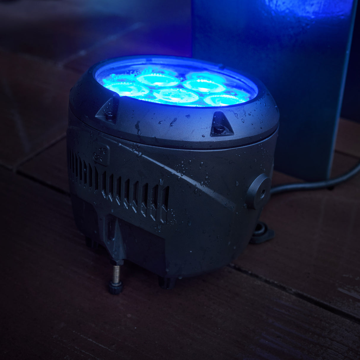 Cameo ROOT® PAR IP – LED-utomhusspotlight