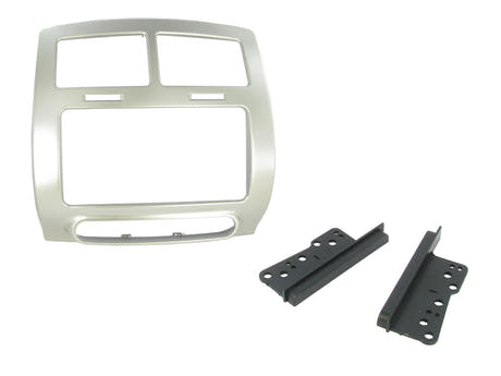 21CT23TY27 2-DIN Ram för Toyota Urban Cruiser 