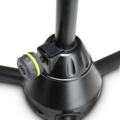Gravity MS 4321 B - Mikrofonstativ med hopfällbar trefotsbas och bomarm med 2-punktsjustering
