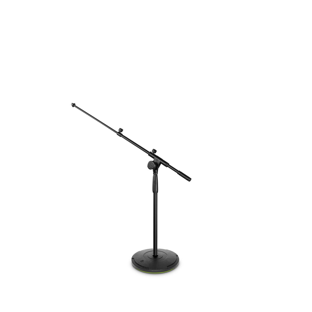Gravity TMS 2222 - Kort turnéserie-mikrofonstativ med rund bas och teleskopbom med 2-punktsjustering