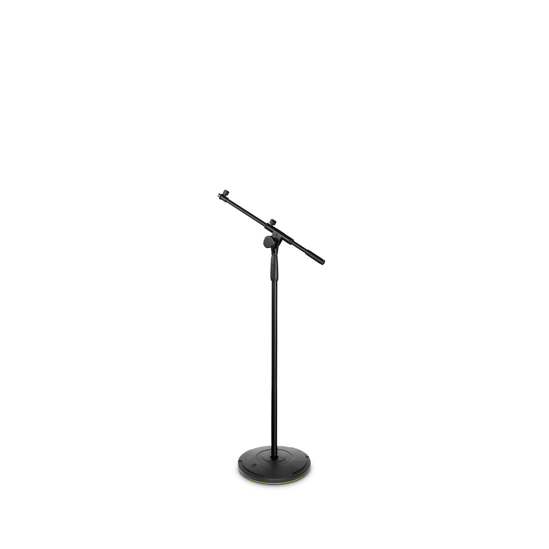 Gravity TMS 2322 – Touring-serie mikrofonstativ med rund bas och 2-punktsjustering, teleskopisk bomarm