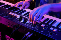 Hammond M-solo orgel ( Burgundy )