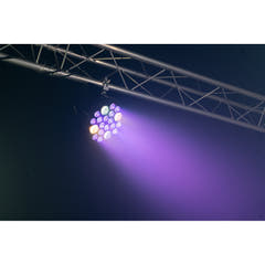 Ibiza XL RGBW+WWCW PAR-lampa (16x6 + 4x30W)