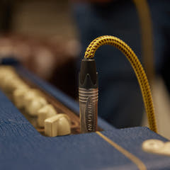 Adam Hall-kablar 5 STAR IRP 0450 VINTAGE - Instrumentkabel | Vintage Neutrik® vinkeljack TS x jack TS | 4,5 m